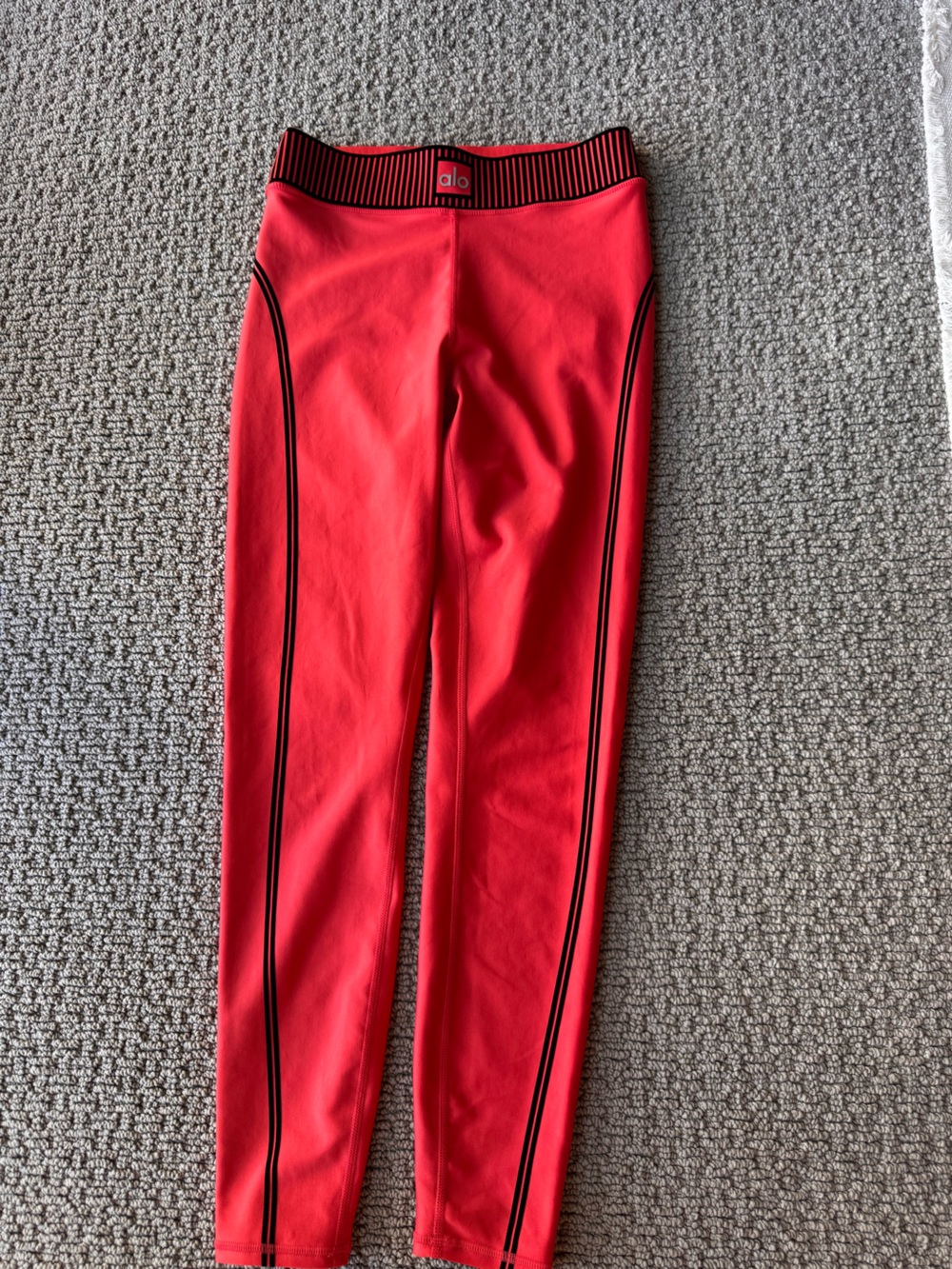 ALO Yoga pink Leggings with Black Trim